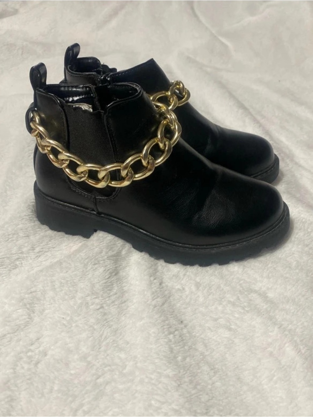 FabKids Girls Black Ankle Boots Gold Chain Detail Size 2